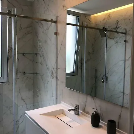 Marina Lux Apartament *