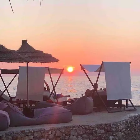 Marina Lux Apartament *