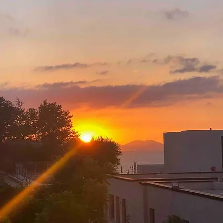 Marina Lux Apartament * Wlora